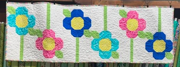 Posies Table Runner Yardage Kit 18" X 54"
